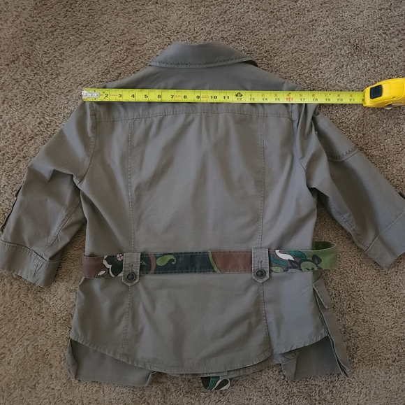 Jacket - Picture 11 of 11